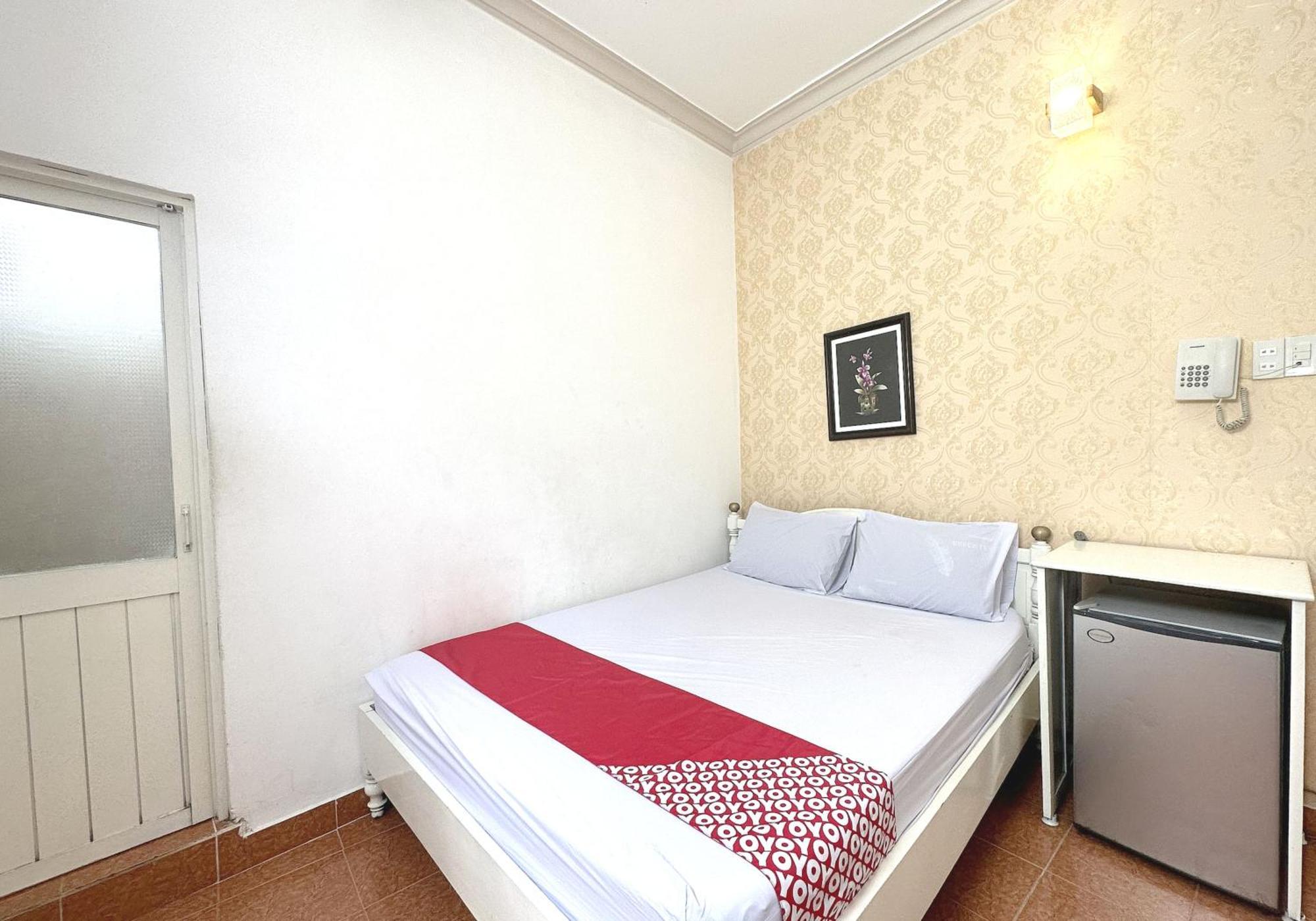 Oyo 1196 Le Vu Hotel Đà Lạt Exterior foto