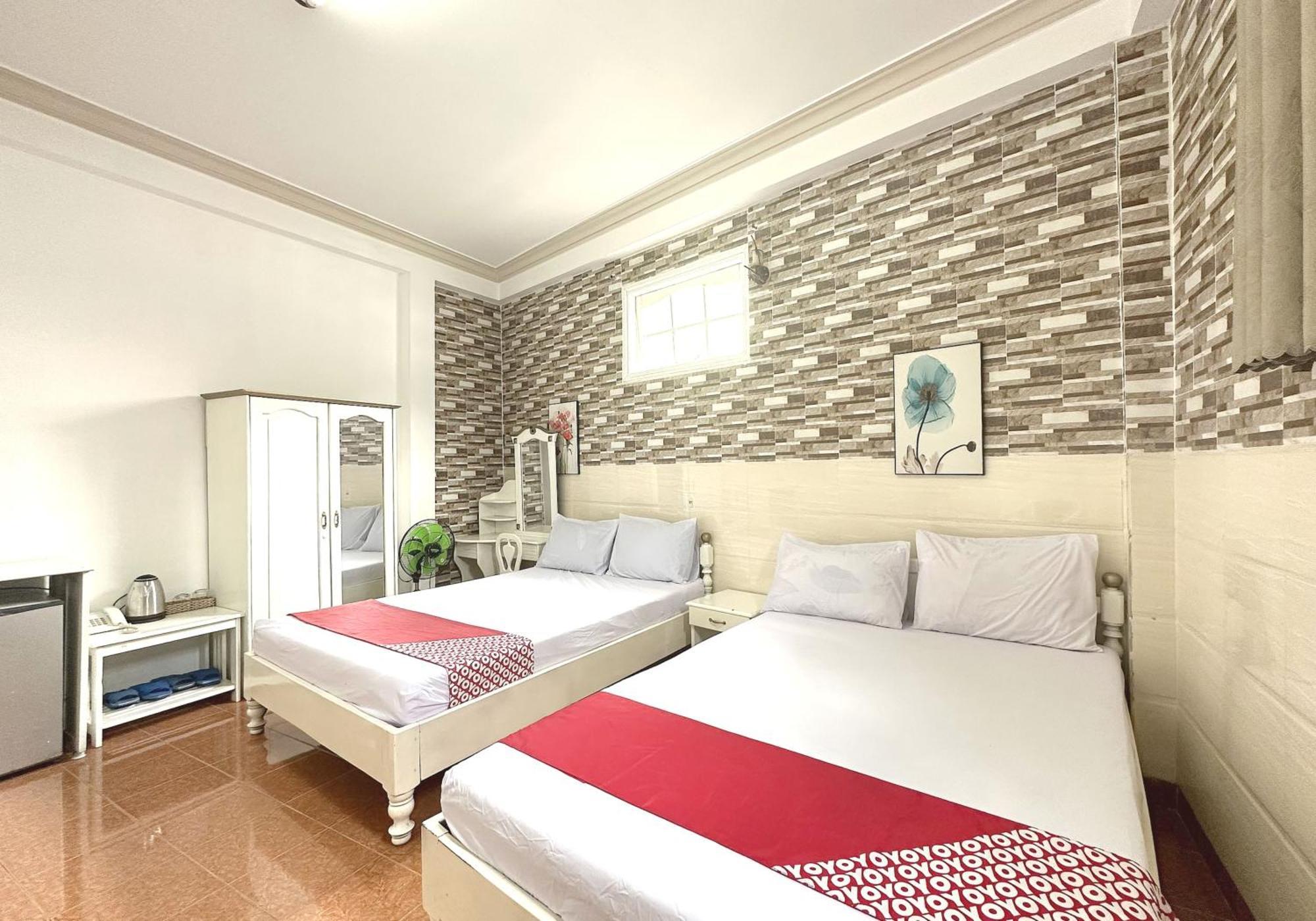 Oyo 1196 Le Vu Hotel Đà Lạt Exterior foto