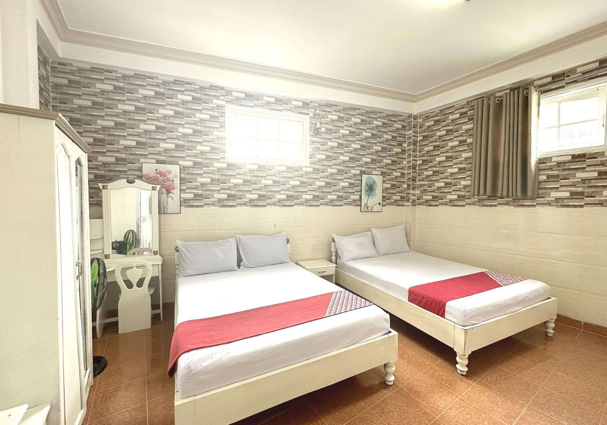 Oyo 1196 Le Vu Hotel Đà Lạt Exterior foto
