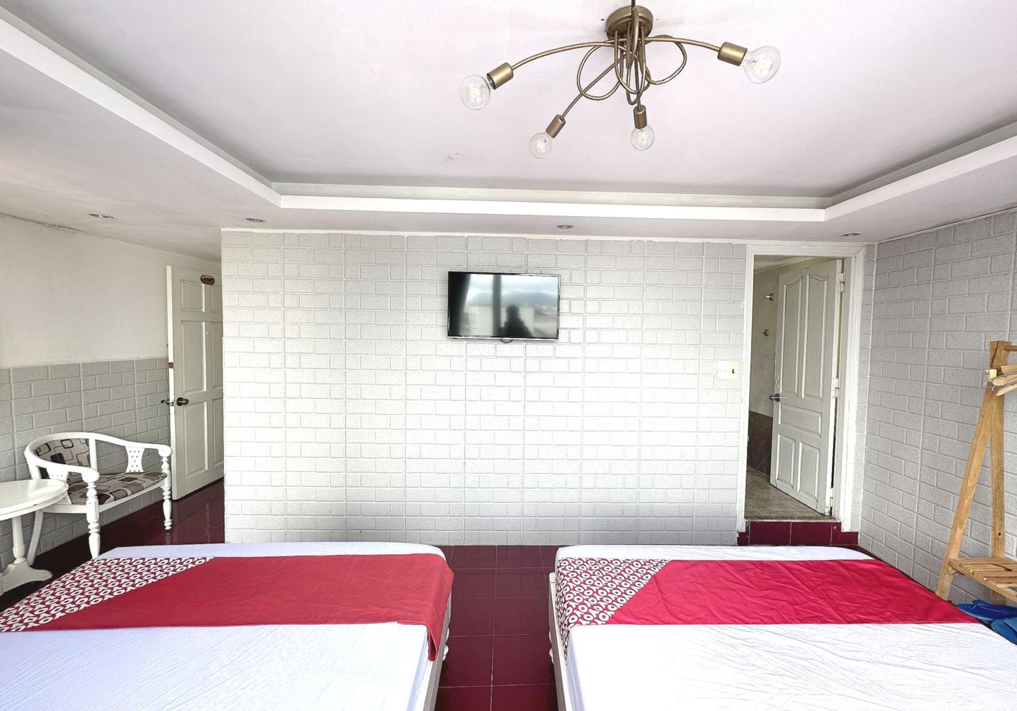 Oyo 1196 Le Vu Hotel Đà Lạt Exterior foto